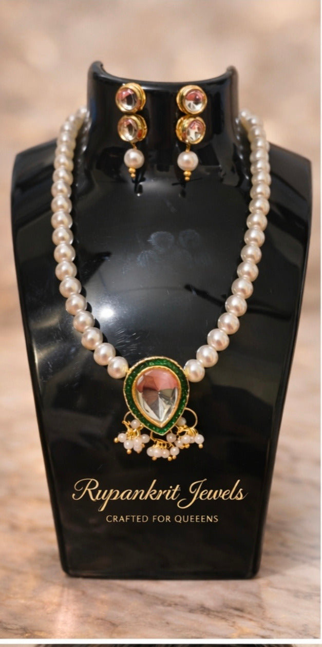 Pearl and kundan necklace set