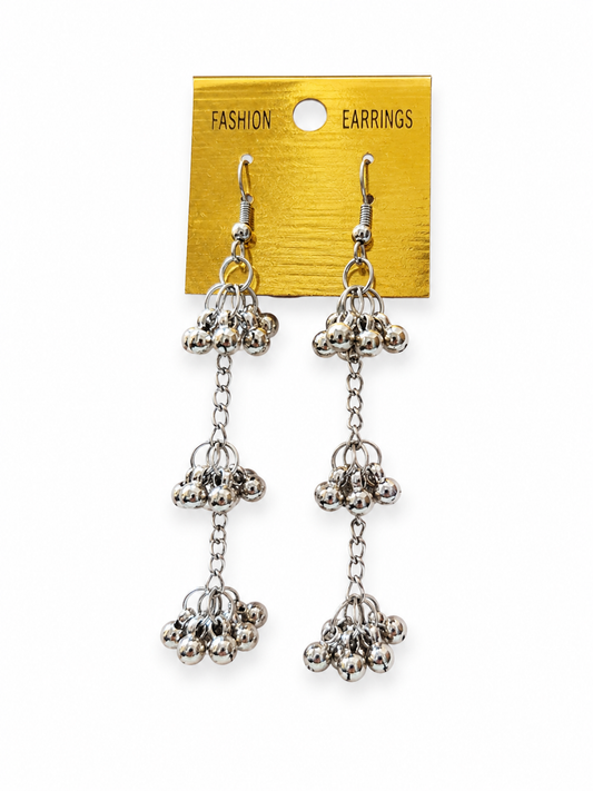 Elegant Silver Beaded Dangle Earrings – Modern Ethnic Charm