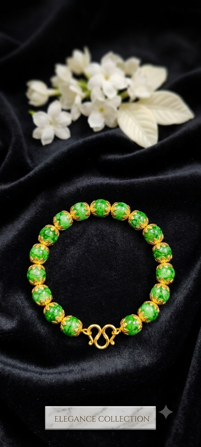 Verdant Elegance Beaded Bracelet
